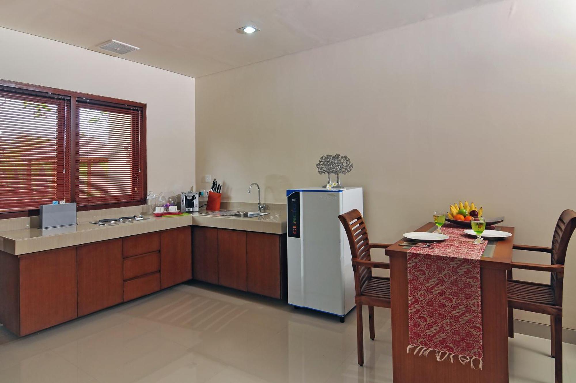 Aparthotel Taman Ayu Town House Legian Esterno foto
