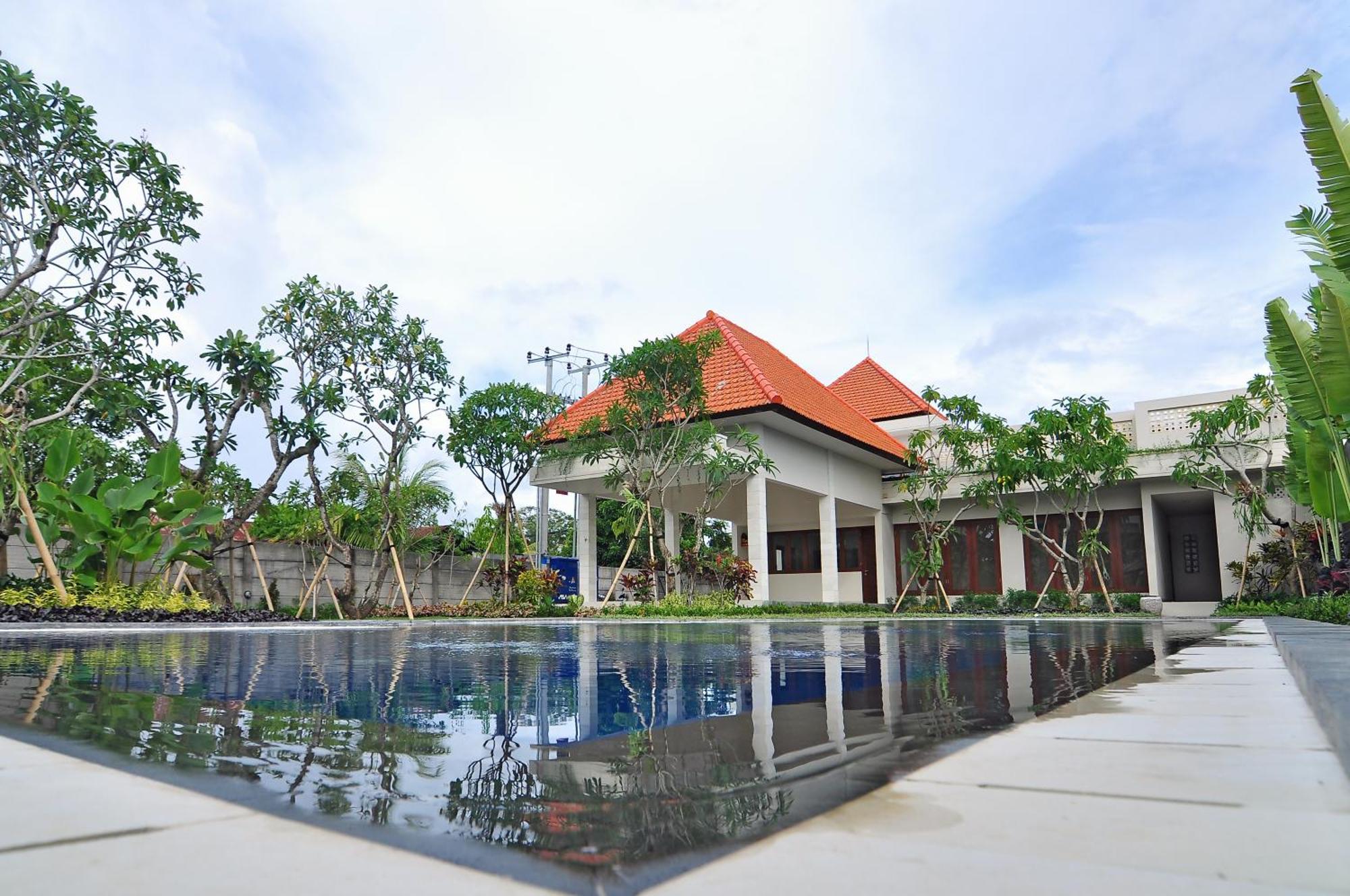 Aparthotel Taman Ayu Town House Legian Esterno foto