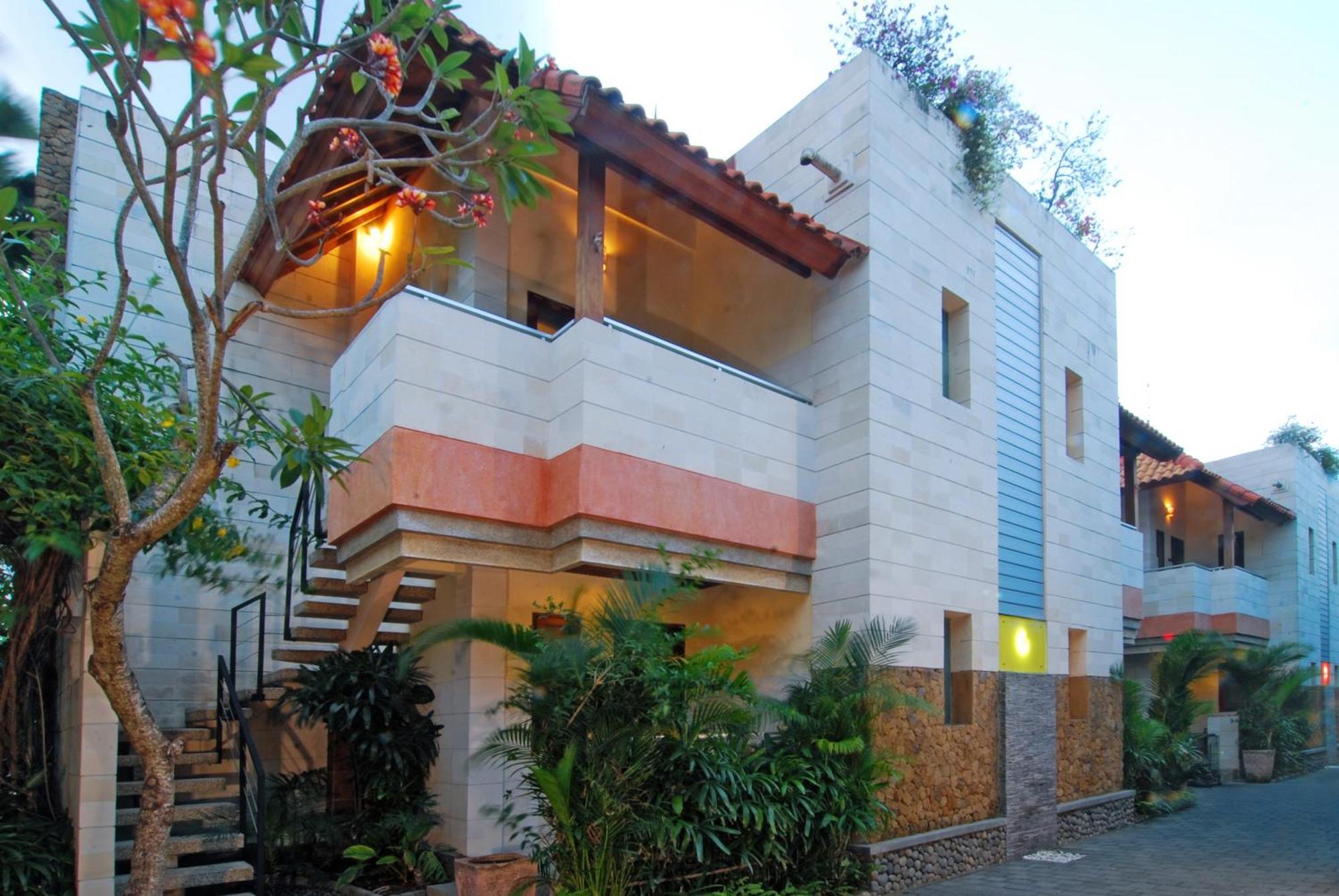 Aparthotel Taman Ayu Town House Legian Esterno foto